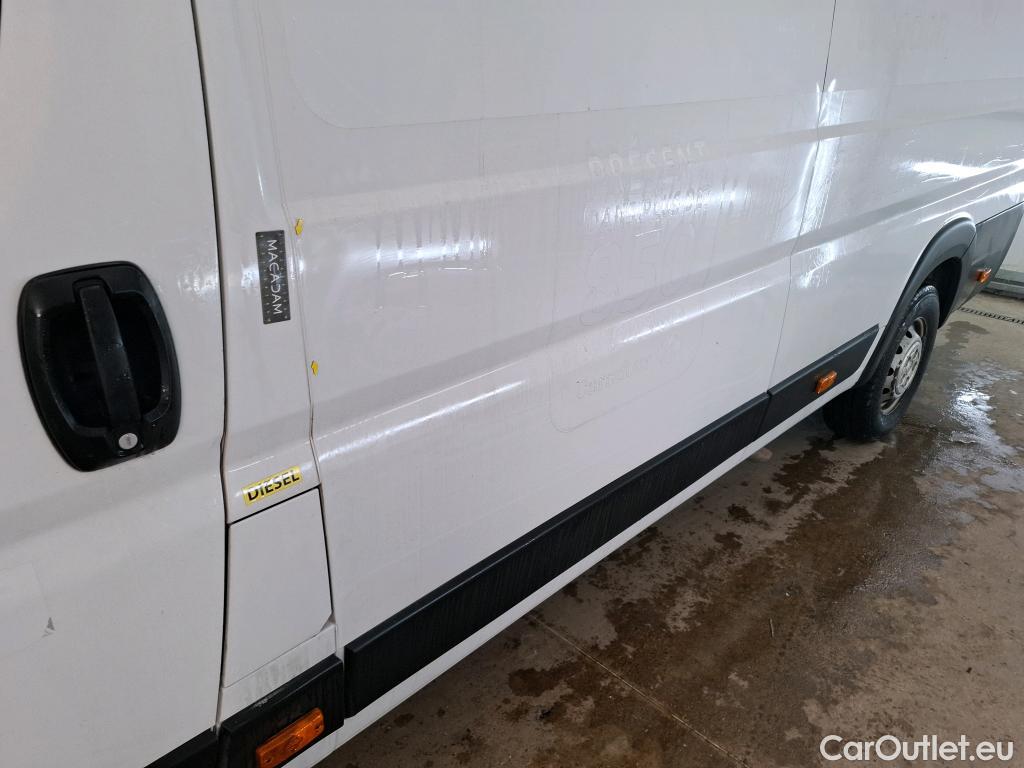 Fiat  Ducato FIAT   2014  4P  Fourgon tole Maxi 3 5 XL H2 2 3 Mjet 140 Pack Pro Nav #3
