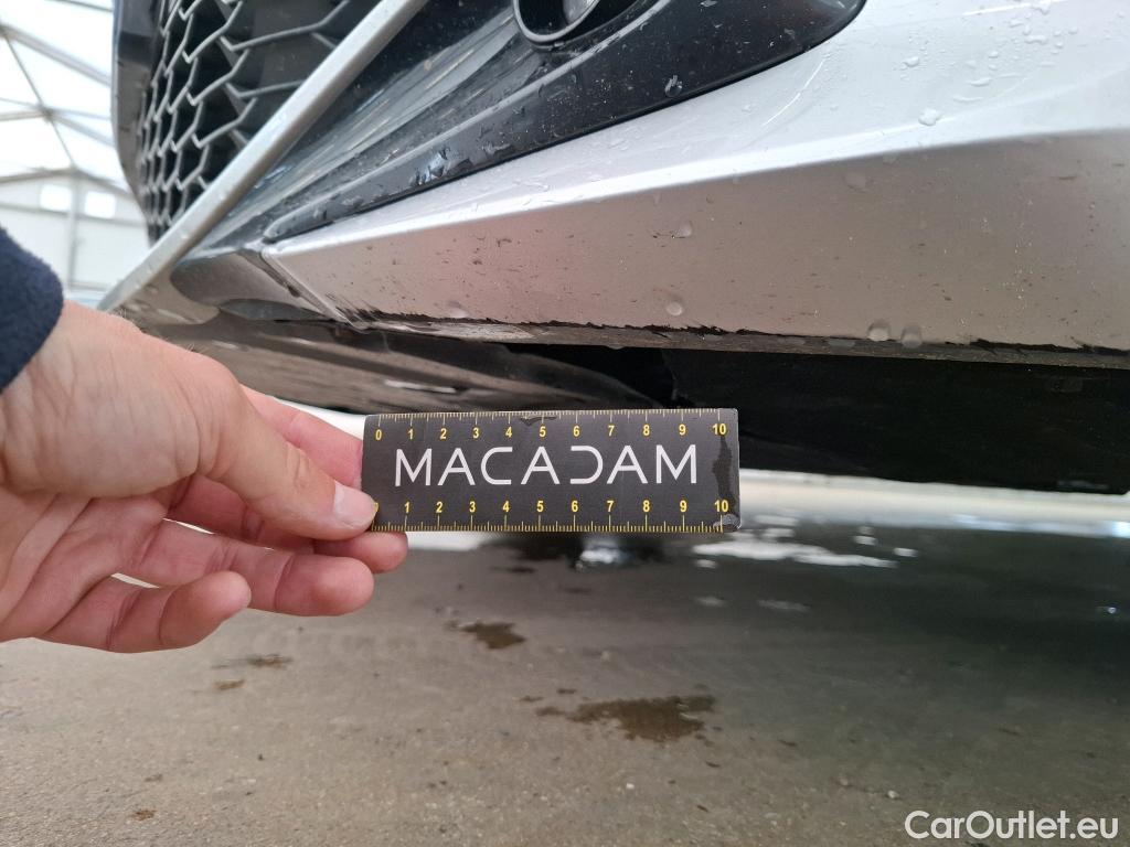  Toyota  Corolla TOYOTA  Touring Sports / 2018 / 5P / Break Hybride 184h Dynamic Business Stage Acad #3