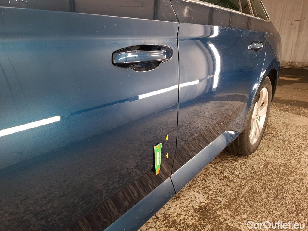  Skoda  Superb SKODA  Combi / 2019 / 5P / Break 1.4 TSI PHEV 218ch DSG6 Business #14