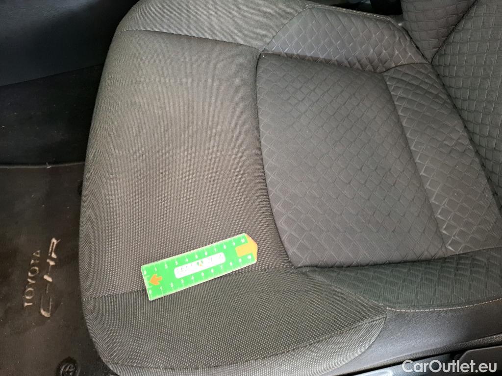  Toyota  C-HR TOYOTA  / 2016 / 5P / SUV 1.8 Hybride 122 Dynamic Business Stage A #48