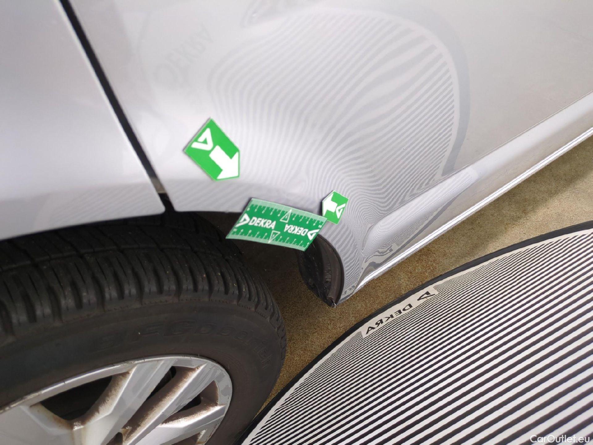  Volkswagen  Transporter VOLKSWAGEN  / 2019 / 4P / Fourgon tôlé 2.0 TDi 150 DSG7 L1H1 Business Plus #38