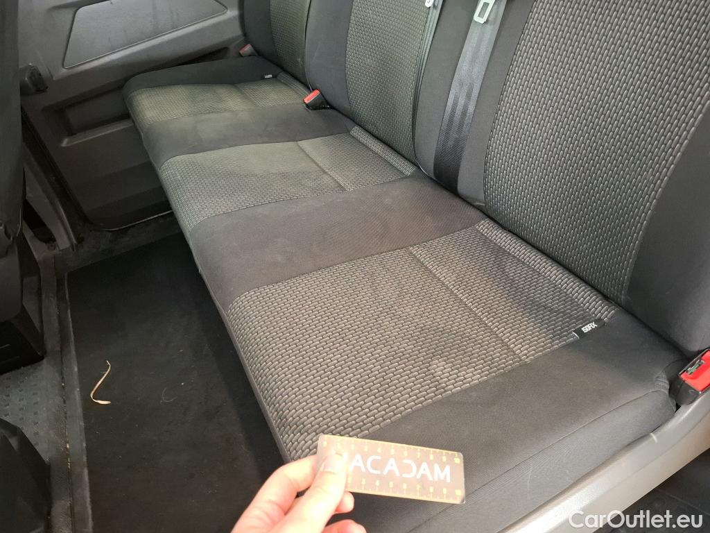  Volkswagen  Transporter VOLKSWAGEN  ProCab / 2019 / 4P / Fourgon tôlé 2.0 TDi 150 DSG7 L2H1 Confort #22