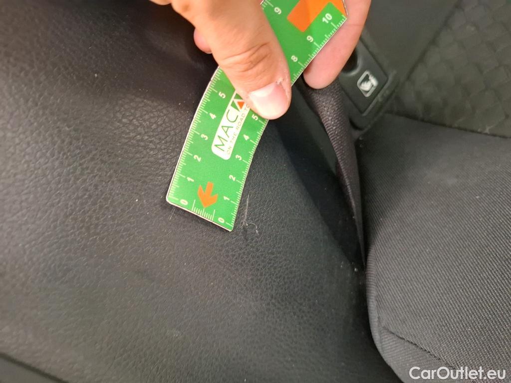  Toyota  C-HR TOYOTA  / 2016 / 5P / SUV 1.8 Hybride 122 Dynamic Business Stage A #34