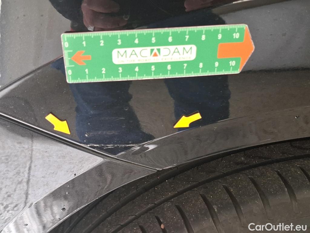  Skoda  Karoq SKODA  / 2017 / 5P / SUV 1.5 TSI 150ch ACT DSG7 Business #9