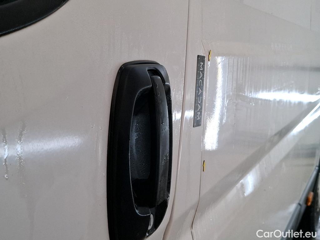  Fiat  Ducato FIAT   2014  4P  Fourgon tole Maxi 3 5 XL H2 2 3 Mjet 140 Pack Pro Nav #4