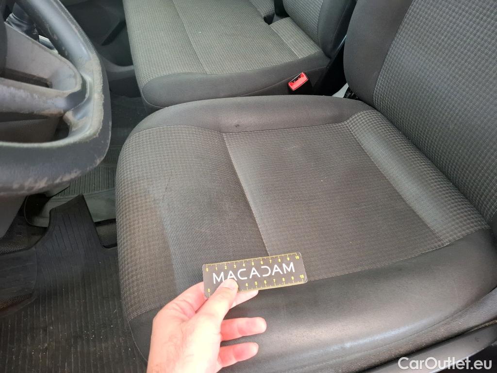  Volkswagen  Transporter VOLKSWAGEN  / 2019 / 4P / Fourgon tôlé 2.0 TDi 110 L1H1 Business Line #15