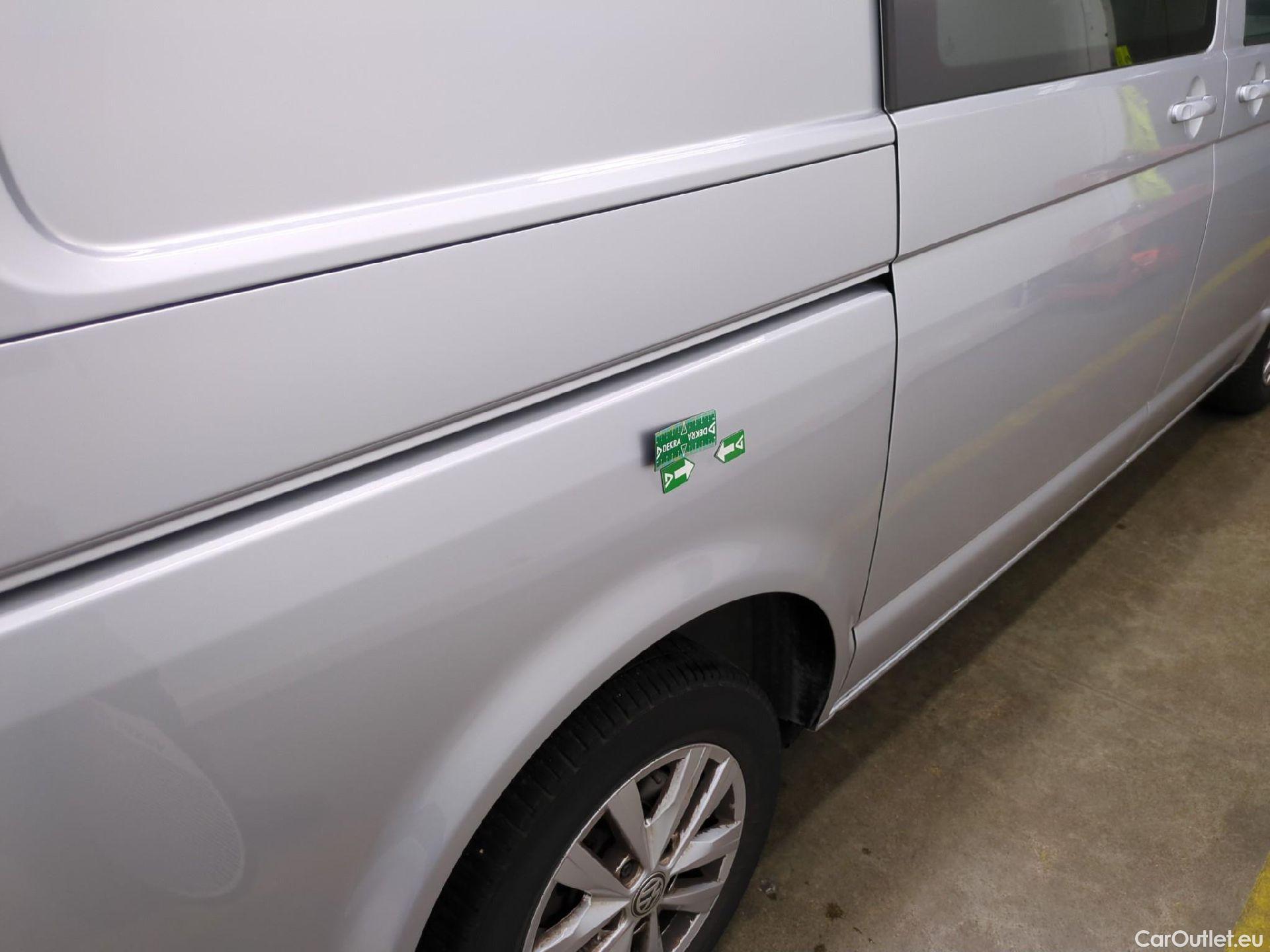  Volkswagen  Transporter VOLKSWAGEN  / 2019 / 4P / Fourgon tôlé 2.0 TDi 150 DSG7 L1H1 Business Plus #22