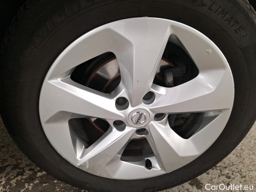  Nissan  Qashqai NISSAN  / 2017 / 5P / Crossover 1.5 DCI 115 Business Edition #24