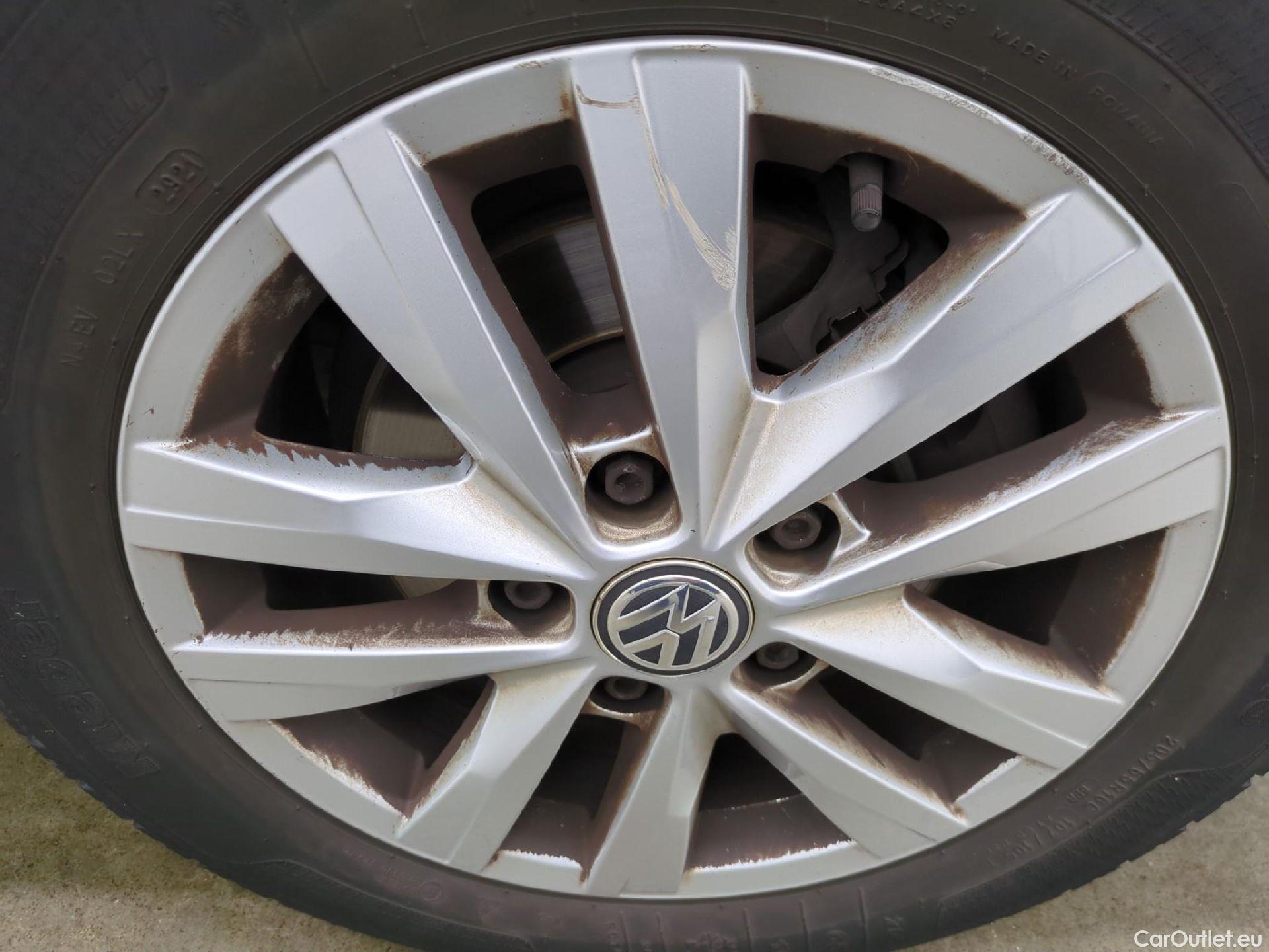  Volkswagen  Transporter VOLKSWAGEN  / 2019 / 4P / Fourgon tôlé 2.0 TDi 150 DSG7 L1H1 Business Plus #12