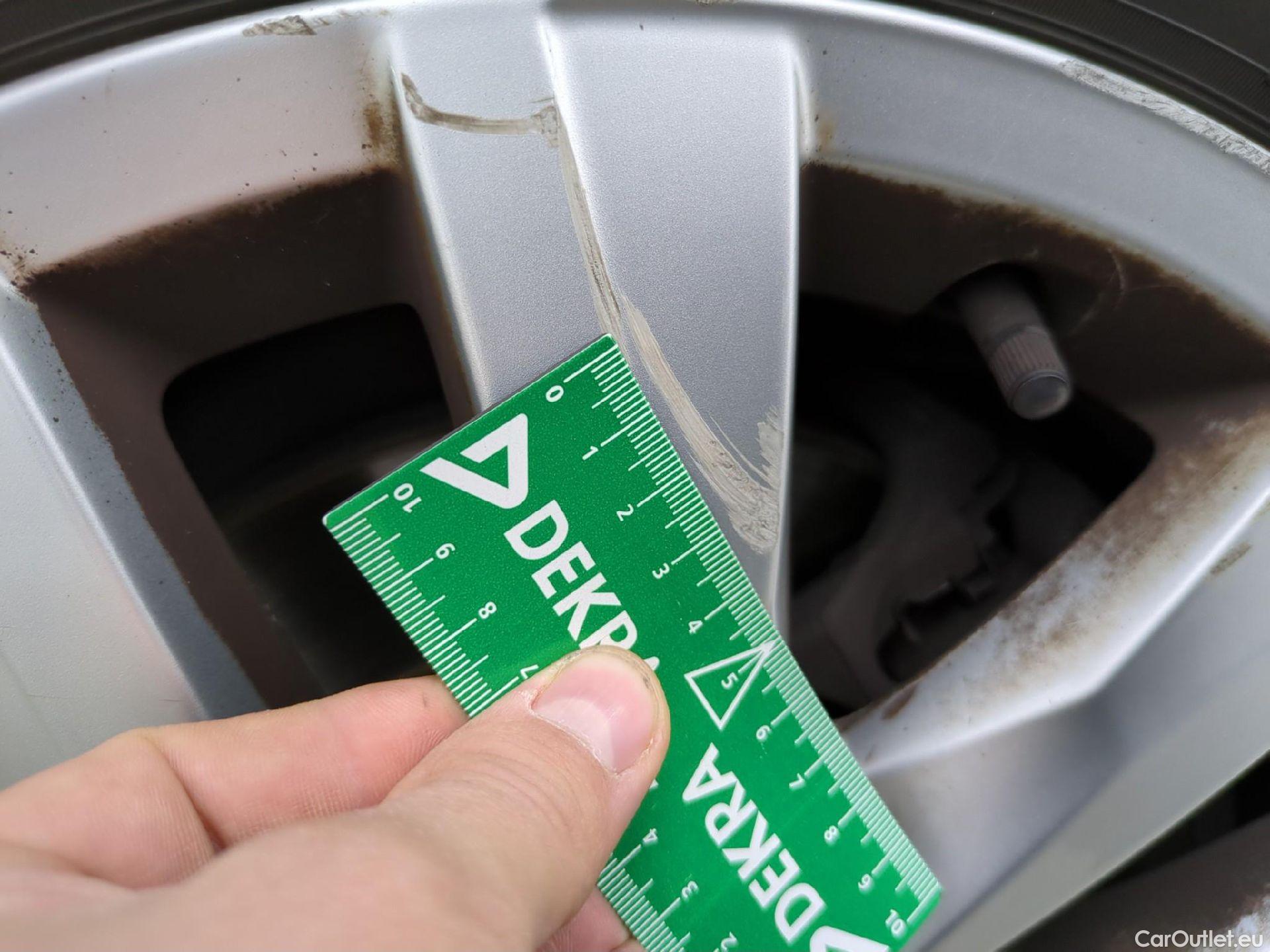  Volkswagen  Transporter VOLKSWAGEN  / 2019 / 4P / Fourgon tôlé 2.0 TDi 150 DSG7 L1H1 Business Plus #14