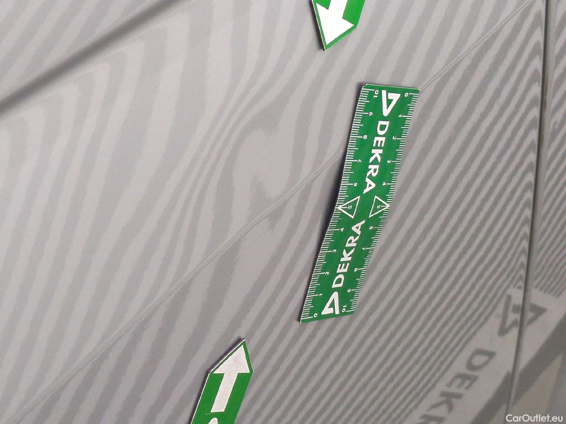  Volkswagen  Transporter VOLKSWAGEN  / 2019 / 4P / Fourgon tôlé 2.0 TDi 150 DSG7 L1H1 Business Plus #42