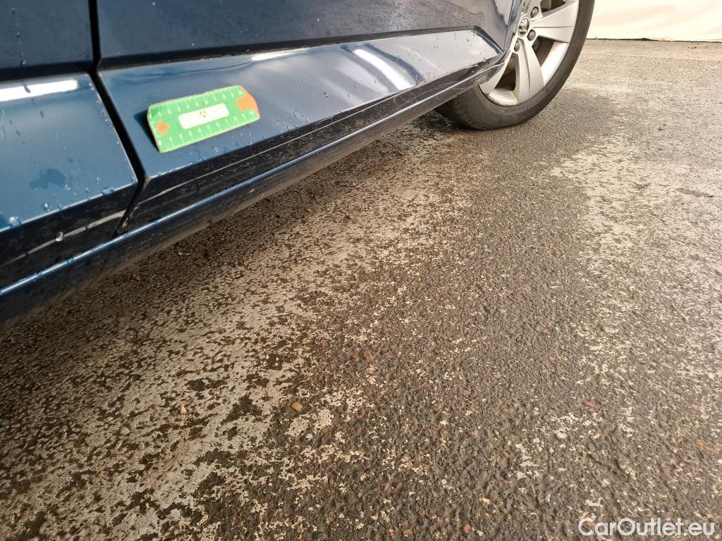  Skoda  Superb SKODA  Combi / 2019 / 5P / Break 1.4 TSI PHEV 218ch DSG6 Business #24