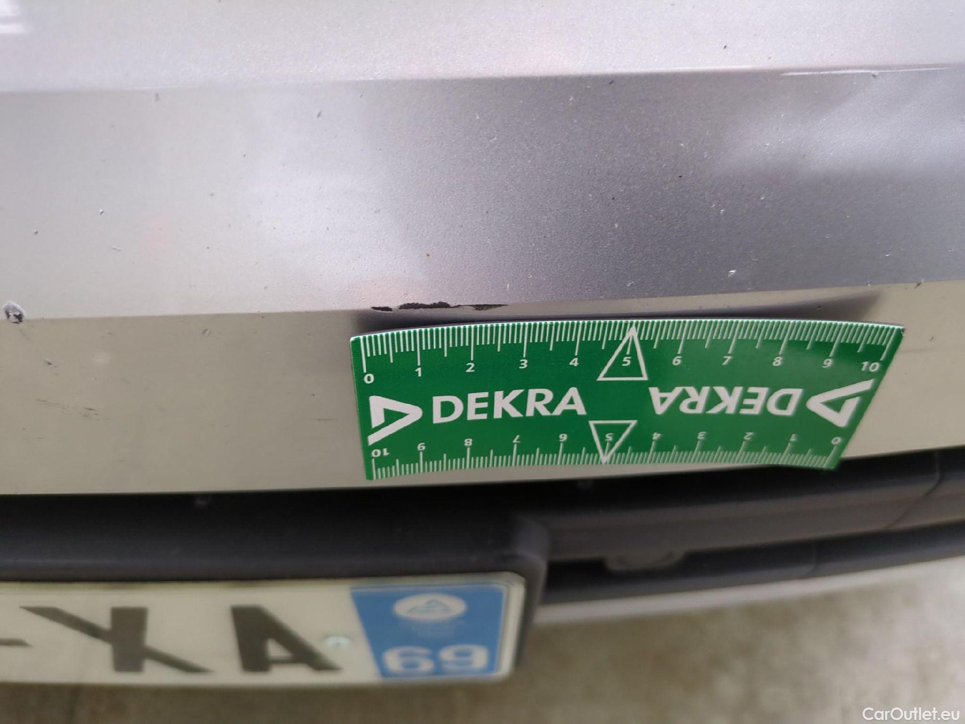  Volkswagen  Transporter VOLKSWAGEN  / 2019 / 4P / Fourgon tôlé 2.0 TDi 150 DSG7 L1H1 Business Plus #32