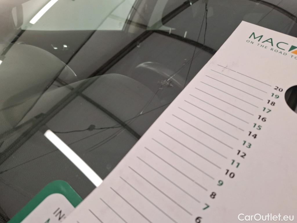  Nissan  Qashqai NISSAN  / 2017 / 5P / Crossover 1.5 DCI 115 Business Edition #3