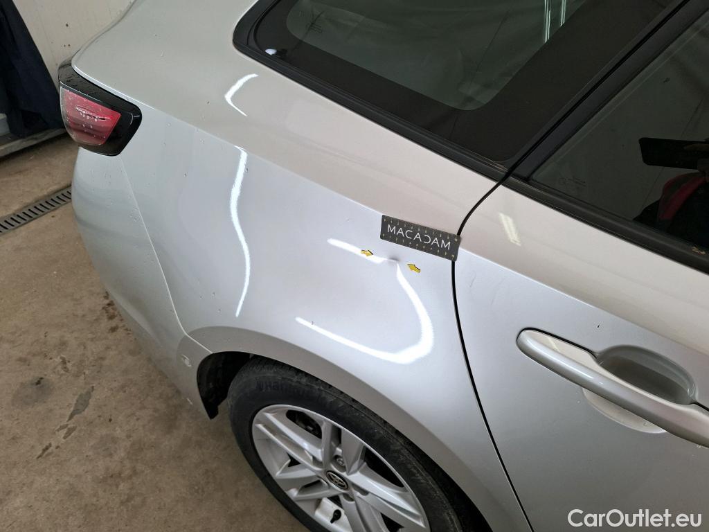  Toyota  Corolla TOYOTA  Touring Sports / 2018 / 5P / Break Hybride 184h Dynamic Business Stage Acad #7