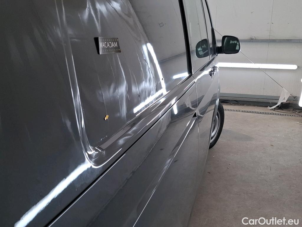  Volkswagen  Transporter VOLKSWAGEN  ProCab / 2019 / 4P / Fourgon tôlé 2.0 TDi 150 DSG7 L2H1 Confort #5