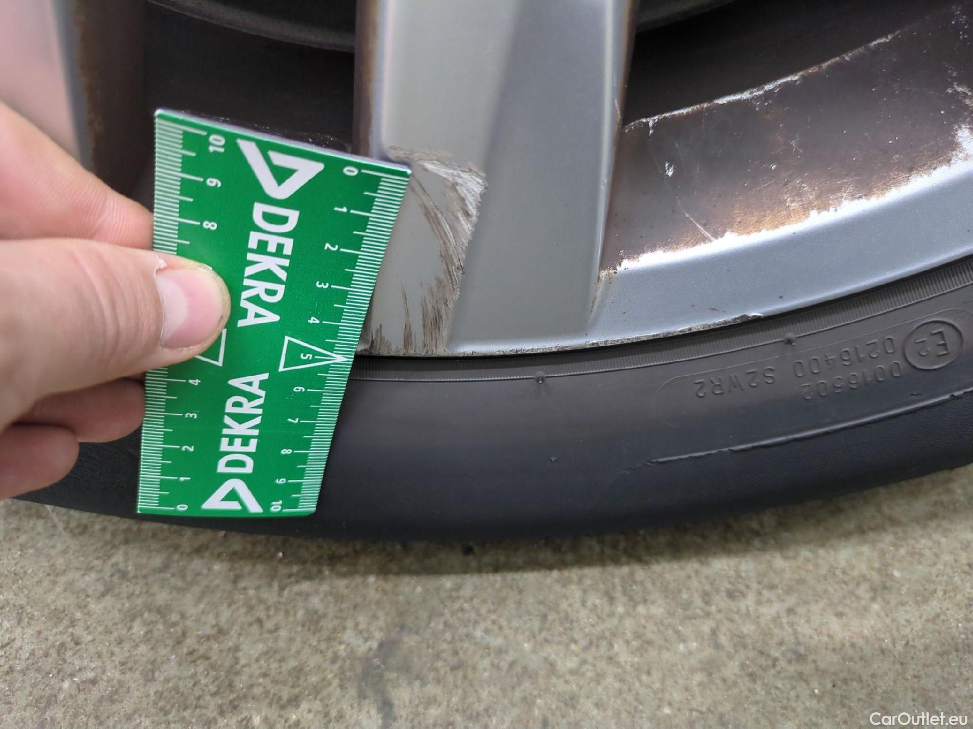  Volkswagen  Transporter VOLKSWAGEN  / 2019 / 4P / Fourgon tôlé 2.0 TDi 150 DSG7 L1H1 Business Plus #19