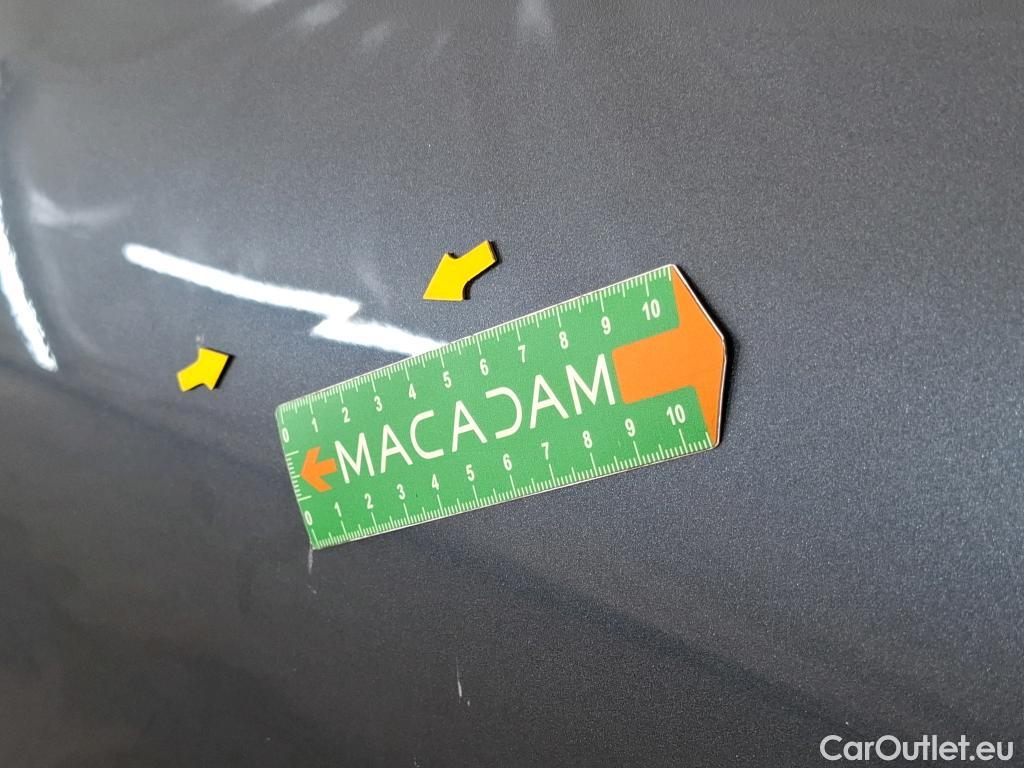  Renault  Kadjar RENAULT  / 2018 / 5P / Crossover Intens TCe 140 EDC FAP - 21 #50