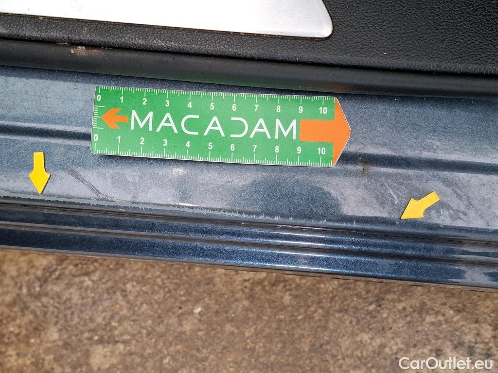  Renault  Kadjar RENAULT  / 2018 / 5P / Crossover Intens TCe 140 EDC FAP - 21 #41