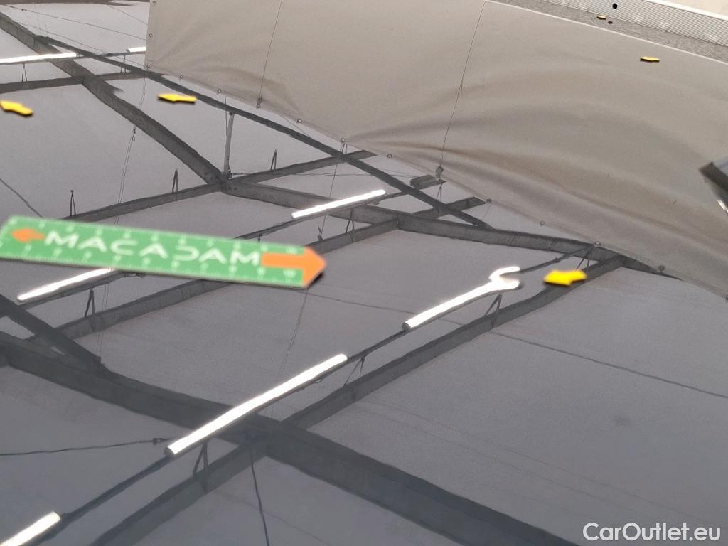  Renault  Kadjar RENAULT  / 2018 / 5P / Crossover Intens TCe 140 EDC FAP - 21 #8