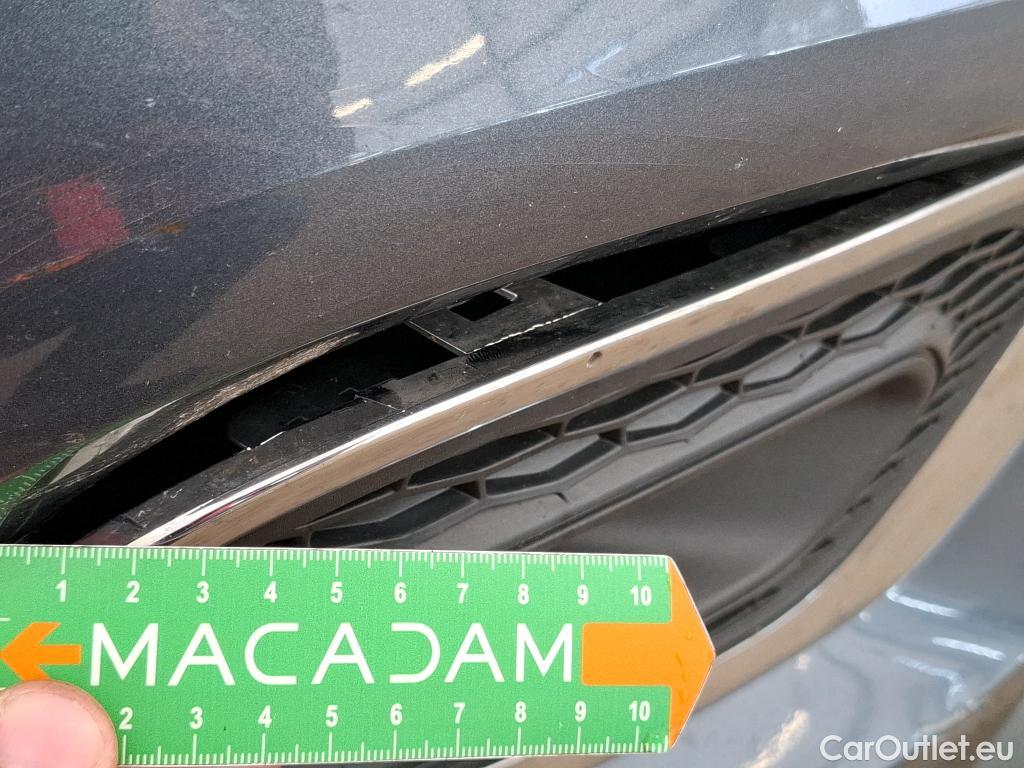  Renault  Kadjar RENAULT  / 2018 / 5P / Crossover Intens TCe 140 EDC FAP - 21 #62