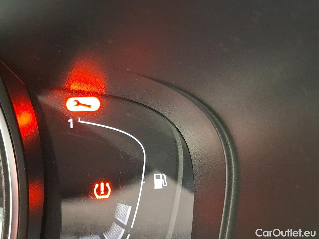  Renault  Kadjar RENAULT  / 2018 / 5P / Crossover Intens TCe 140 EDC FAP - 21 #91