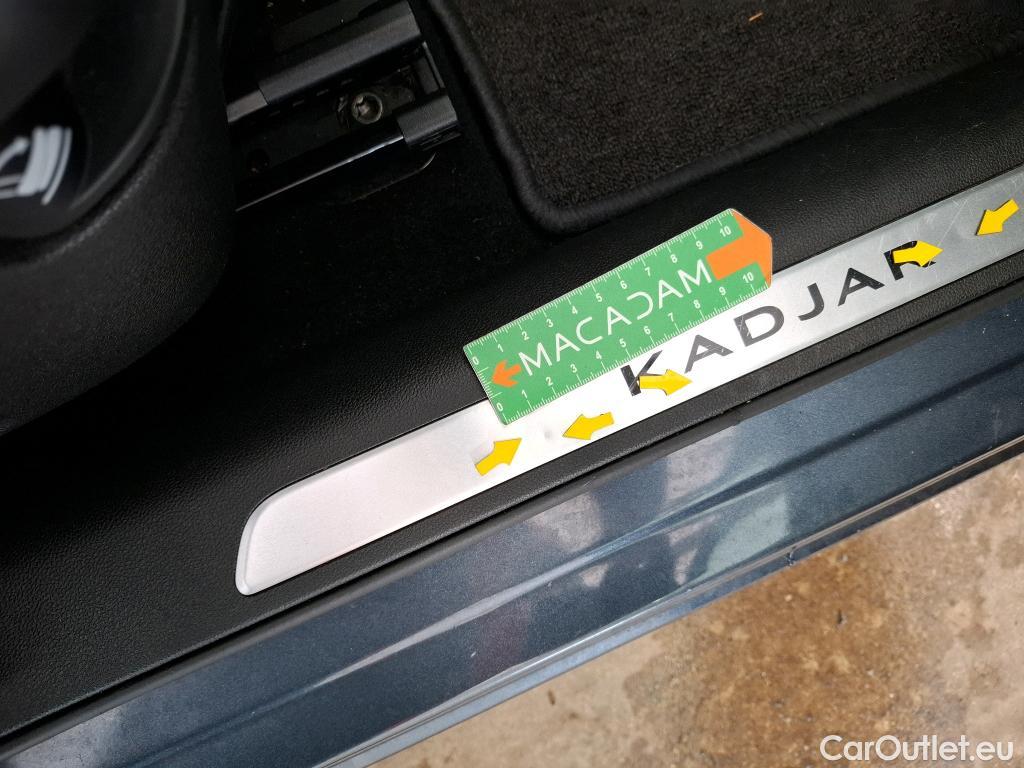  Renault  Kadjar RENAULT  / 2018 / 5P / Crossover Intens TCe 140 EDC FAP - 21 #59