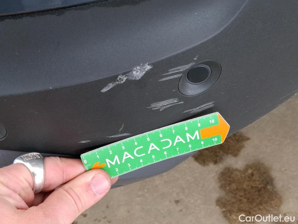  Renault  Kadjar RENAULT  / 2018 / 5P / Crossover Intens TCe 140 EDC FAP - 21 #79