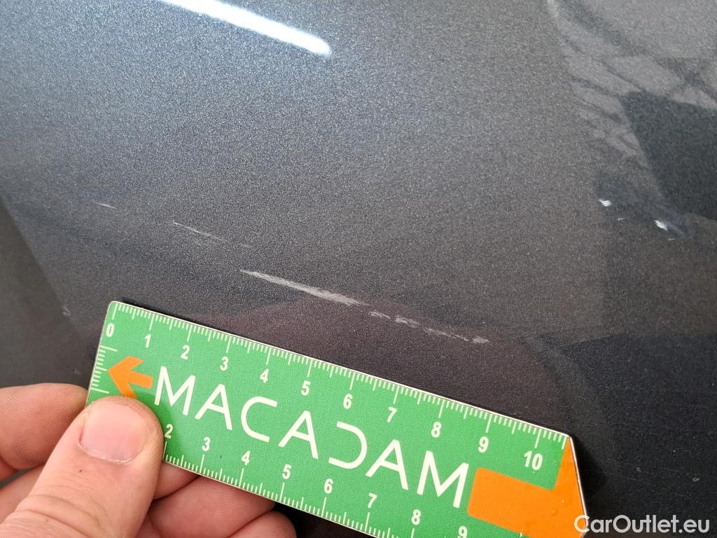  Renault  Kadjar RENAULT  / 2018 / 5P / Crossover Intens TCe 140 EDC FAP - 21 #37