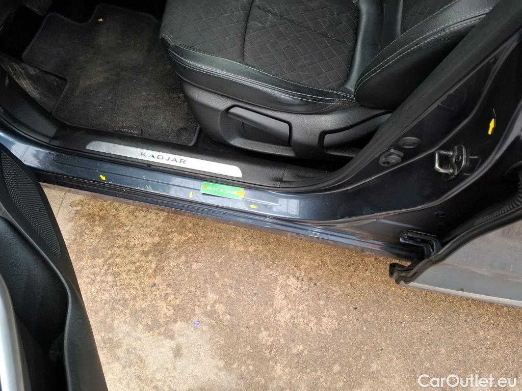  Renault  Kadjar RENAULT  / 2018 / 5P / Crossover Intens TCe 140 EDC FAP - 21 #40