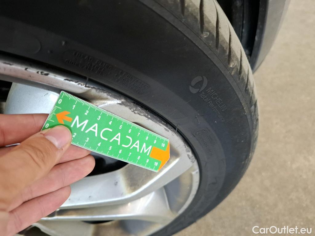  Renault  Scenic  IV Business 1.7 dCi 120CV BVA6 E6dT #33