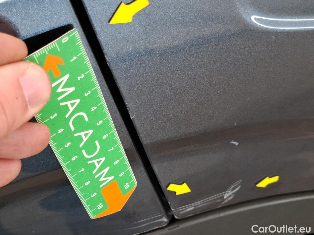  Renault  Kadjar RENAULT  / 2018 / 5P / Crossover Intens TCe 140 EDC FAP - 21 #21