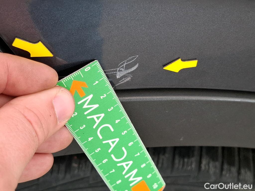  Renault  Kadjar RENAULT  / 2018 / 5P / Crossover Intens TCe 140 EDC FAP - 21 #19