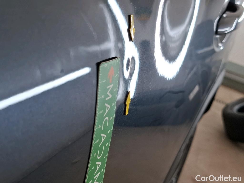  Renault  Kadjar RENAULT  / 2018 / 5P / Crossover Intens TCe 140 EDC FAP - 21 #73