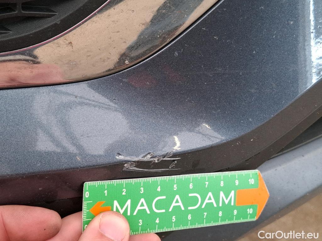  Renault  Kadjar RENAULT  / 2018 / 5P / Crossover Intens TCe 140 EDC FAP - 21 #35