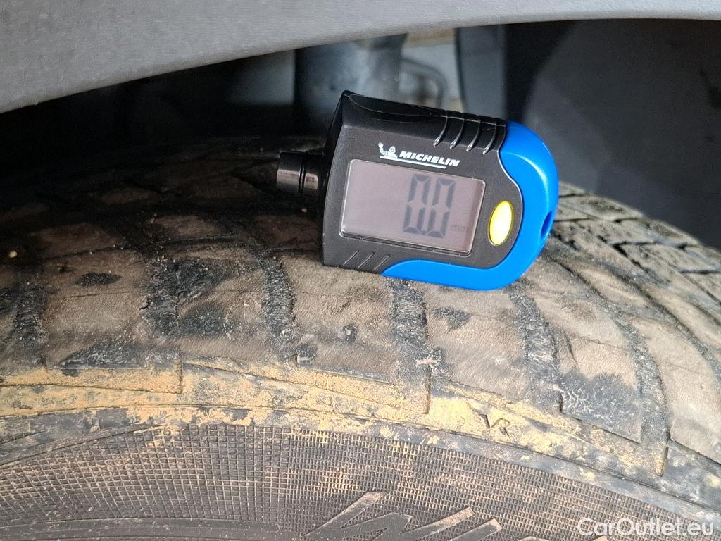  Renault  Kadjar RENAULT  / 2018 / 5P / Crossover Intens TCe 140 EDC FAP - 21 #25