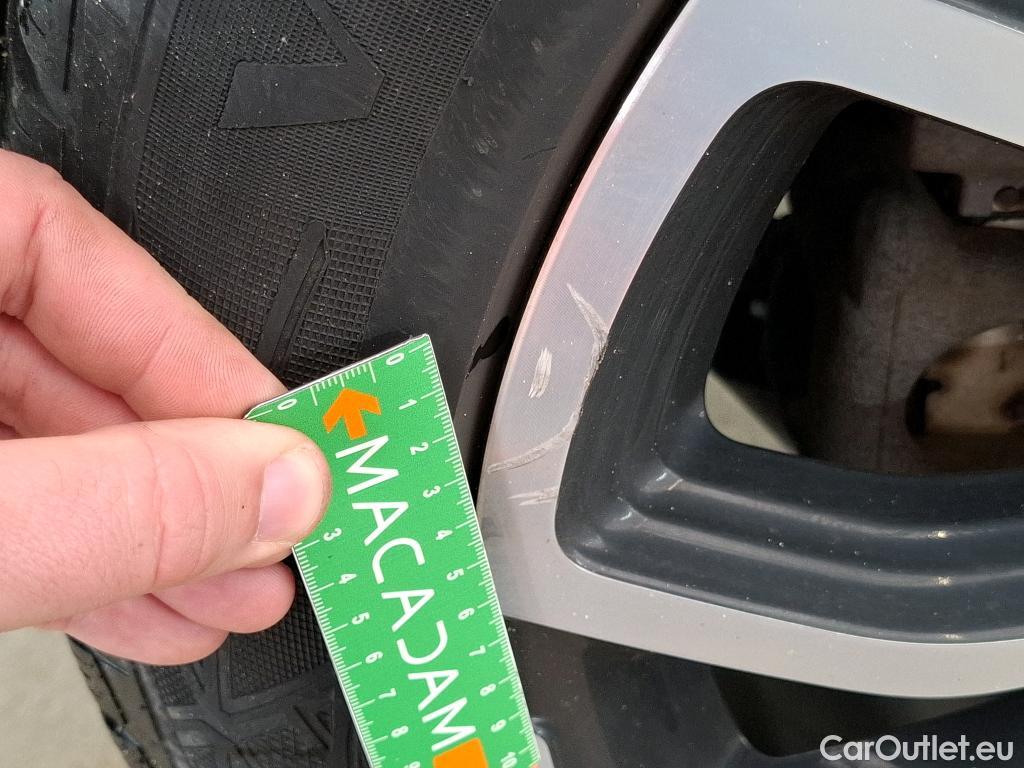  Renault  Kadjar RENAULT  / 2018 / 5P / Crossover Intens TCe 140 EDC FAP - 21 #84