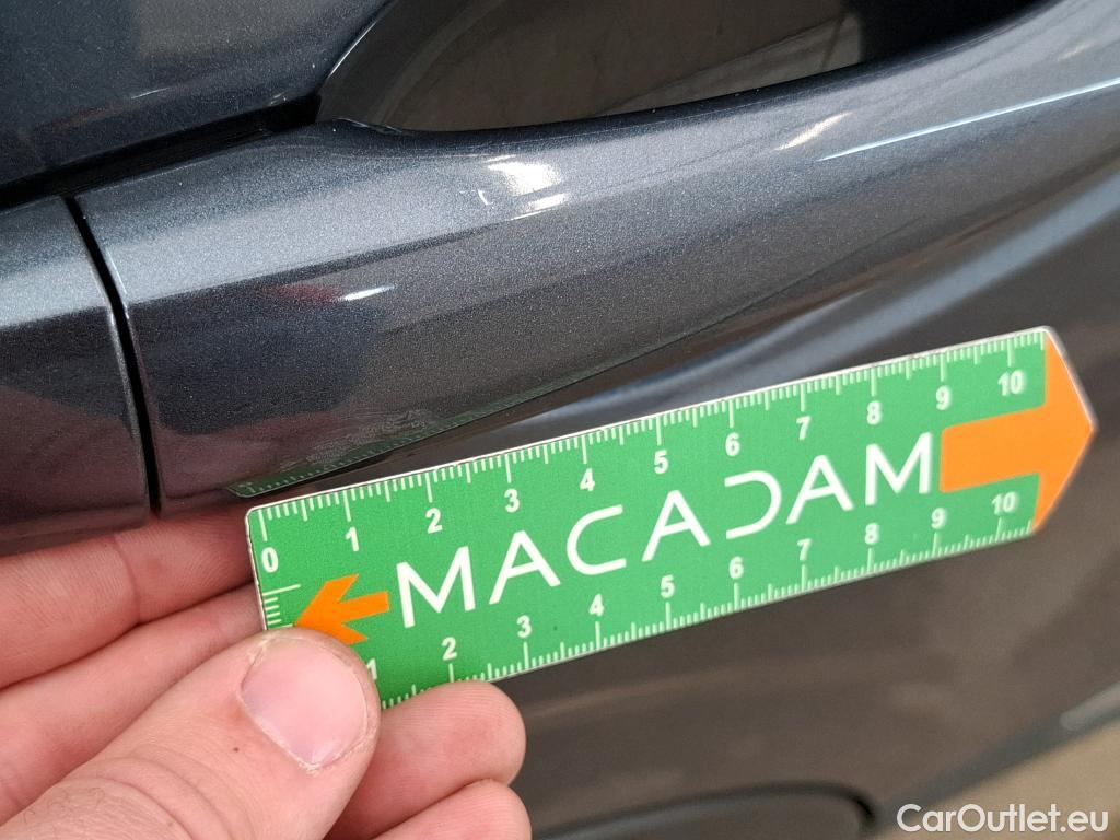  Renault  Kadjar RENAULT  / 2018 / 5P / Crossover Intens TCe 140 EDC FAP - 21 #67