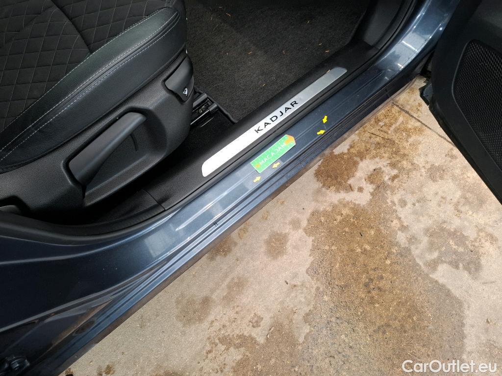  Renault  Kadjar RENAULT  / 2018 / 5P / Crossover Intens TCe 140 EDC FAP - 21 #85