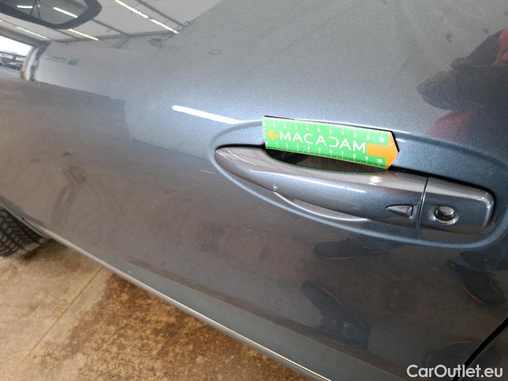  Renault  Kadjar RENAULT  / 2018 / 5P / Crossover Intens TCe 140 EDC FAP - 21 #76