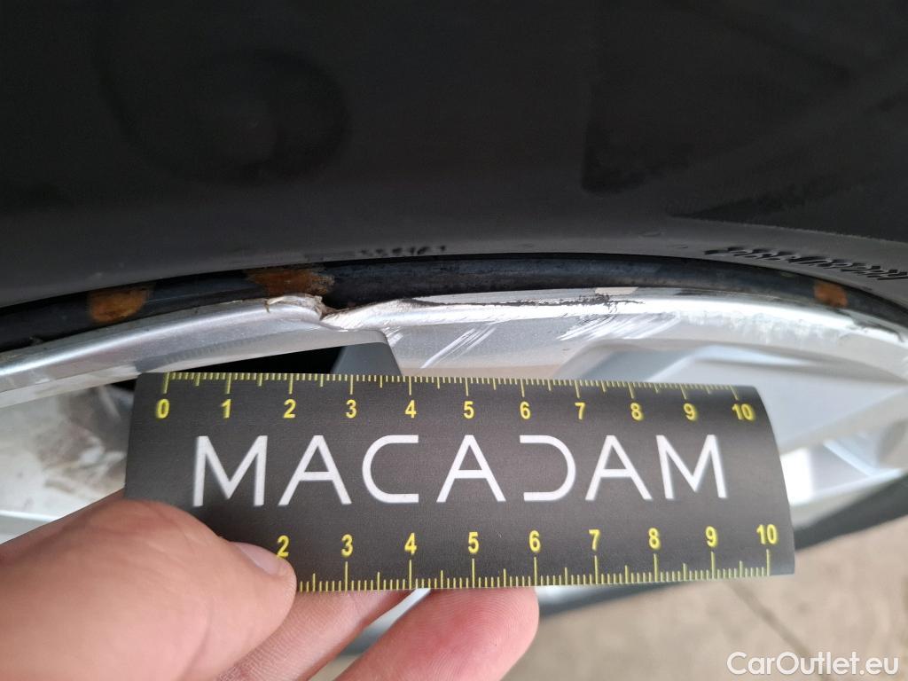  Renault  Captur  II Business 1.3 TCe 140CV BVA7 E6d #17