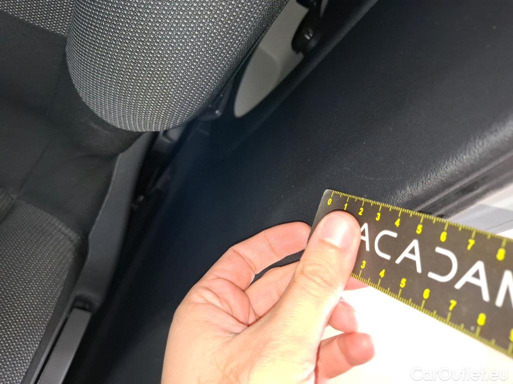  Citroen  C3  Feel Pack 1.5 BlueHDI 100CV BVM6 E6d #4