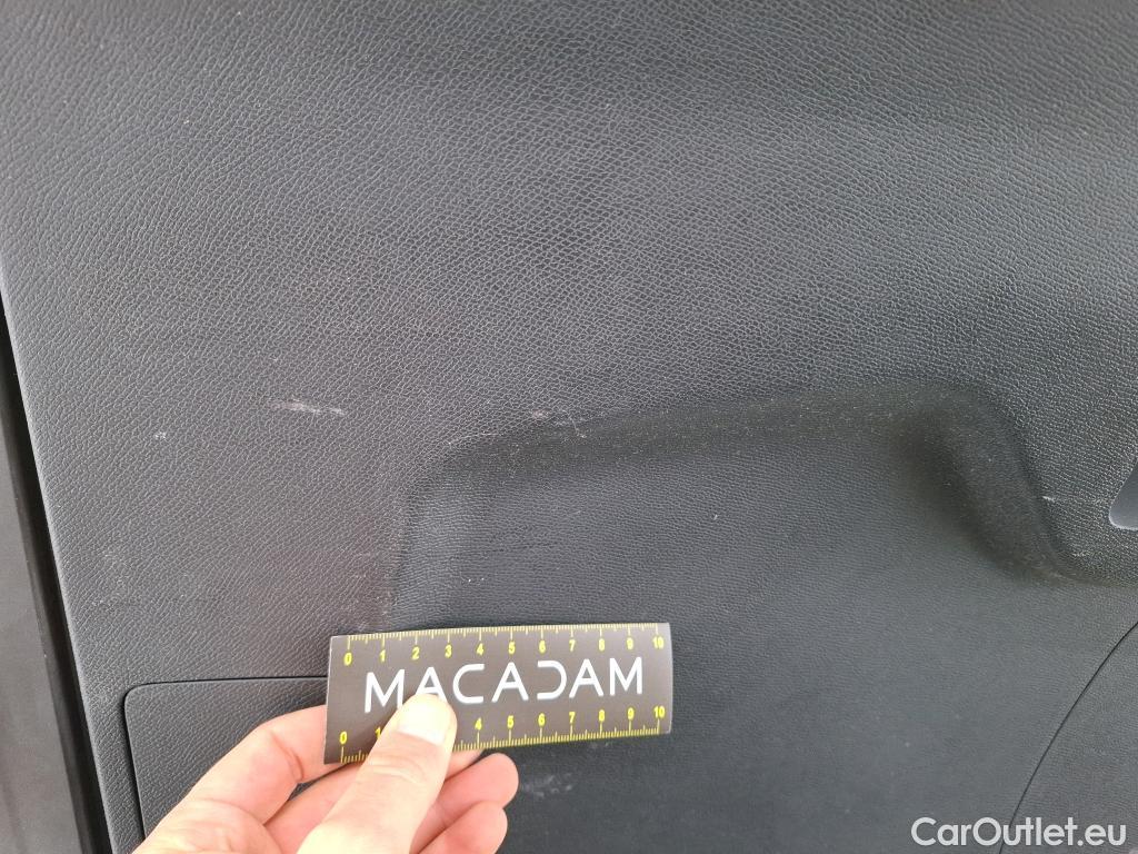  Peugeot  3008  II Active Pack 1.5 HDi 130CV BVA8 E6d #28