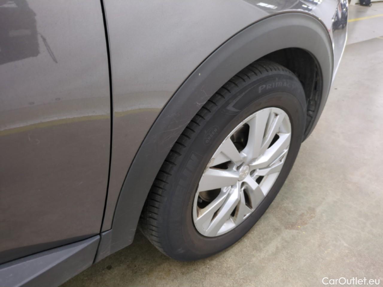  Peugeot  3008  Active Business 1.5 HDi 130CV BVA8 E6d #32