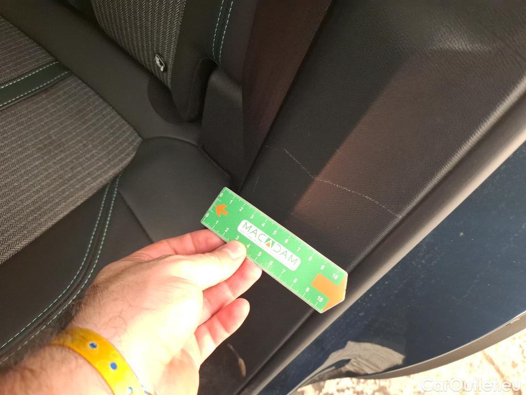  Peugeot  3008  Allure Pack 1.2 PureTech 130CV BVA8 E6d #33