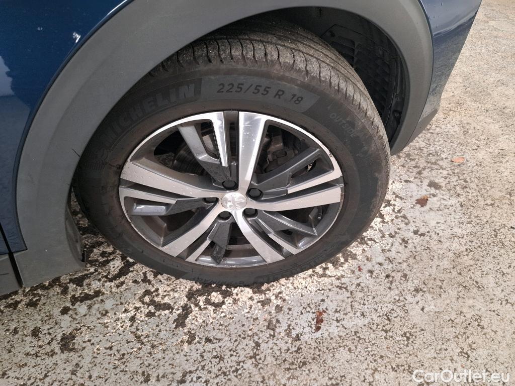  Peugeot  3008  Allure Pack 1.2 PureTech 130CV BVA8 E6d #20