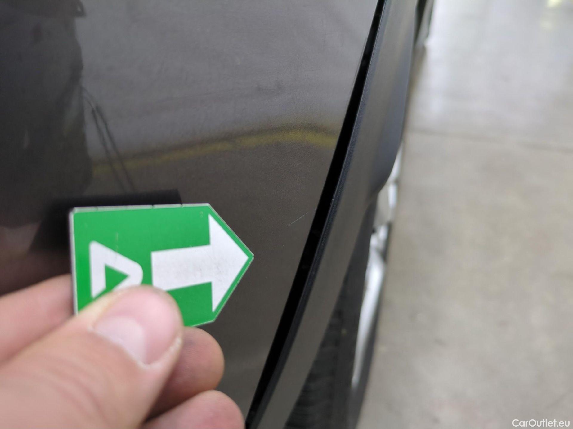  Peugeot  3008  Active Business 1.5 HDi 130CV BVA8 E6d #46