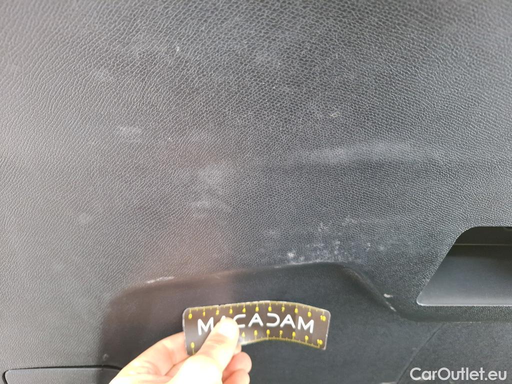  Peugeot  3008  II GT 1.5 HDi 130CV BVA8 E6d #15