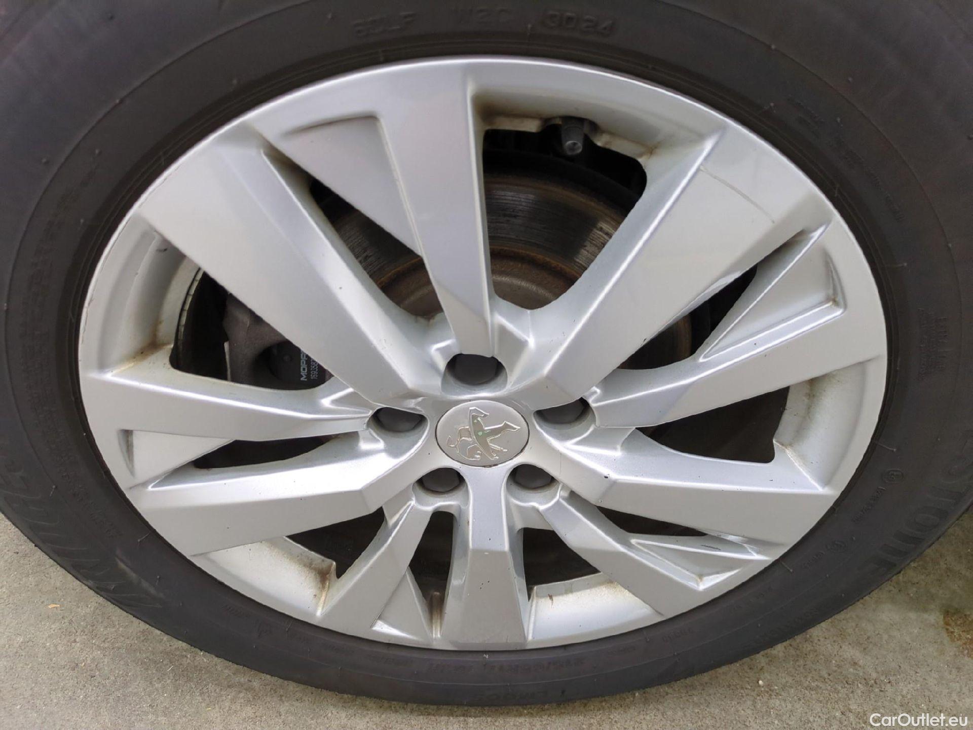  Peugeot  3008  Active Business 1.5 HDi 130CV BVA8 E6d #21