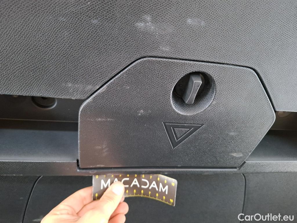  Peugeot  3008  II GT 1.5 HDi 130CV BVA8 E6d #16